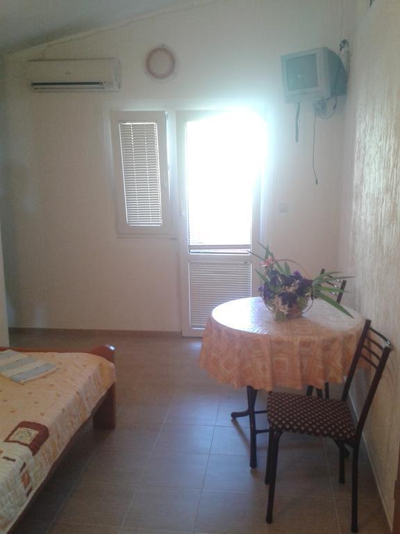Guesthouse Lautasevic Petrovac Exterior photo